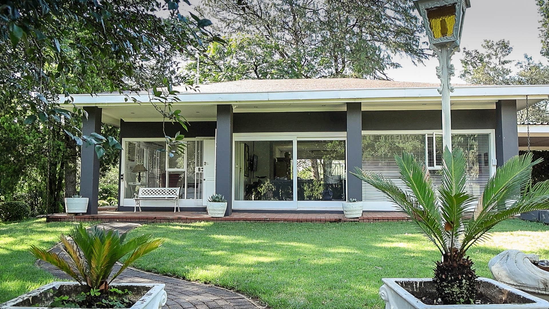 Garden Cottage photo